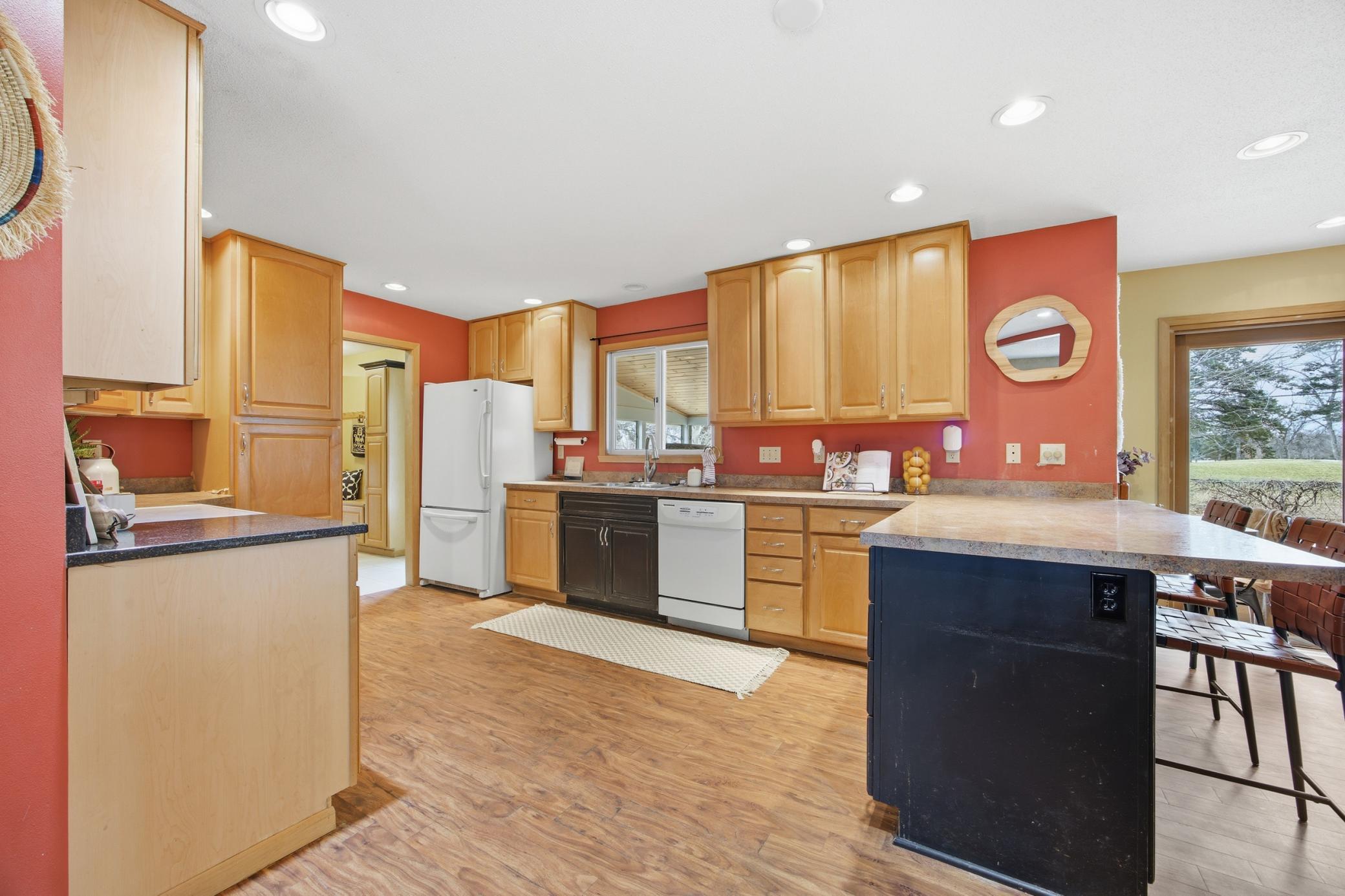 open kitchen!
