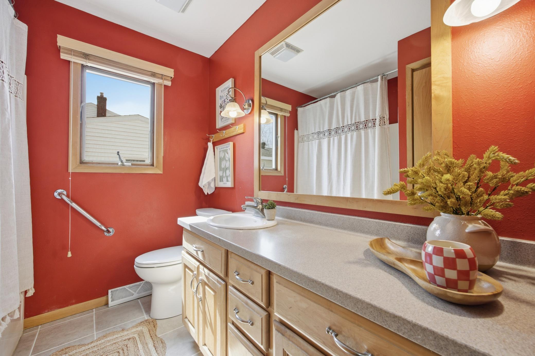 main floor full bath