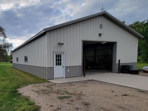 547 Wall Avenue, Horace, ND 58047