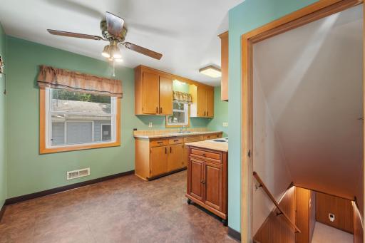 Great flow from Kitchen, through dining room, to the rest of the home