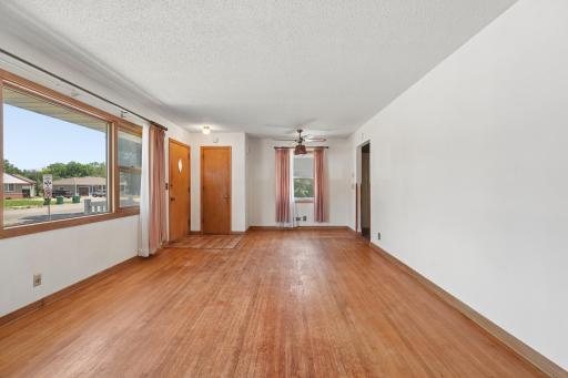 3919 Bass Lake Road, Minneapolis, MN 55429