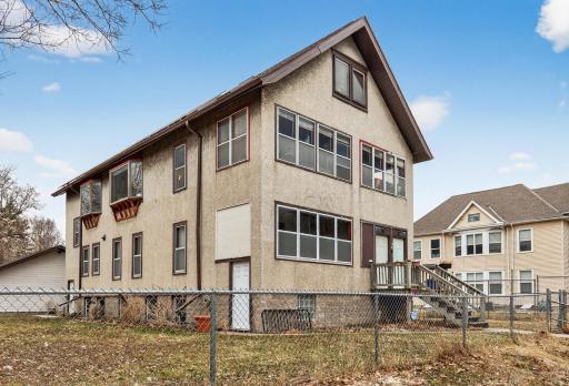 2115-2117 Aldrich Avenue N, Minneapolis, MN 55411