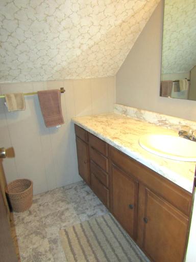 141 Summit Avenue, Montevideo, MN 56265