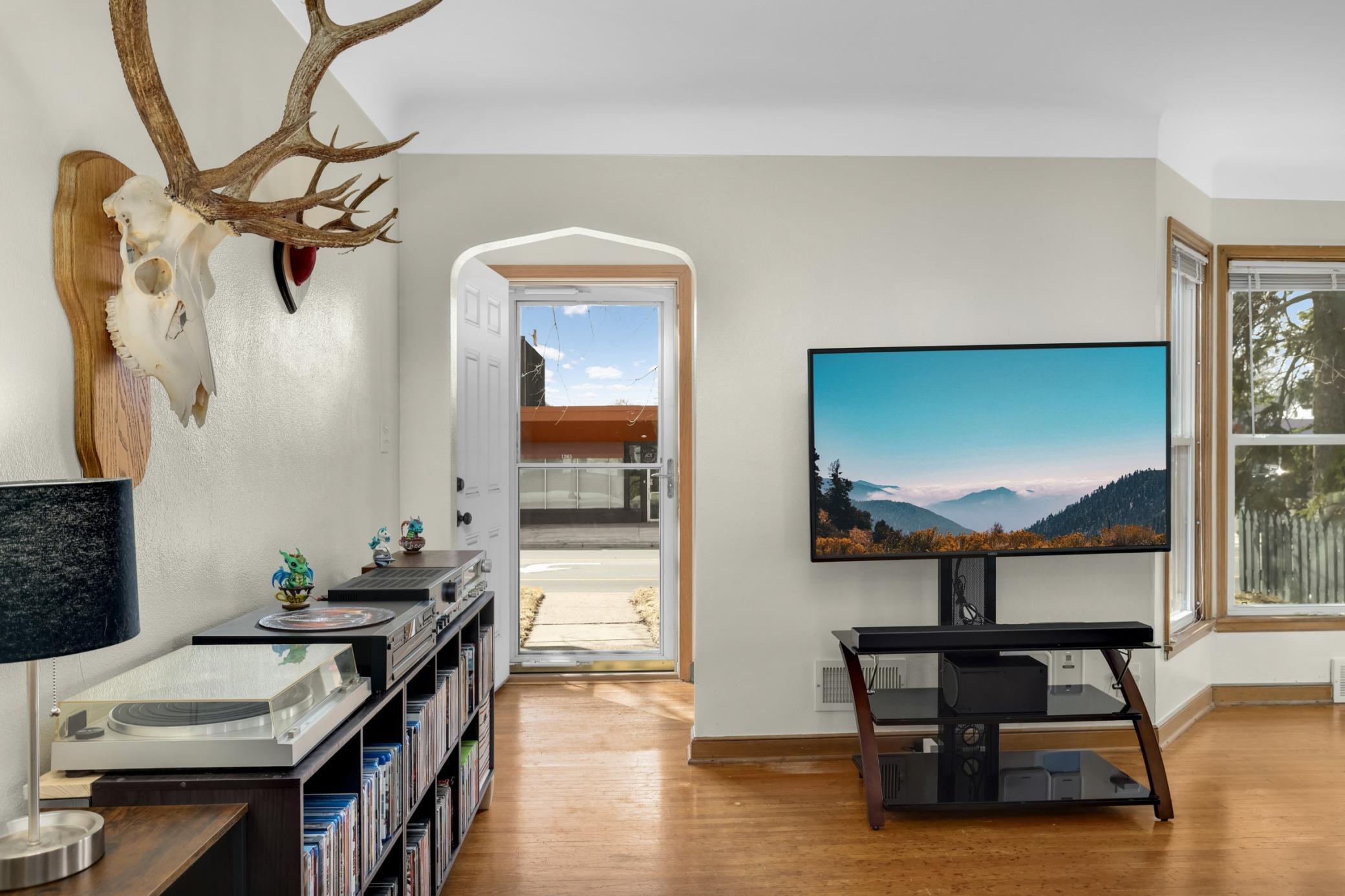 Afternoon sun in the front of the home means you can enjoy the deck in the back without getting toasty hot.