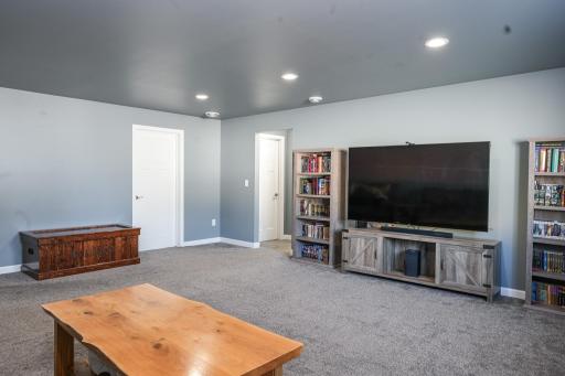 1801 42nd Street S, Moorhead, MN 56560