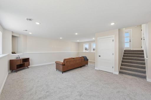 739 Magoo Road, Hudson, WI 54016