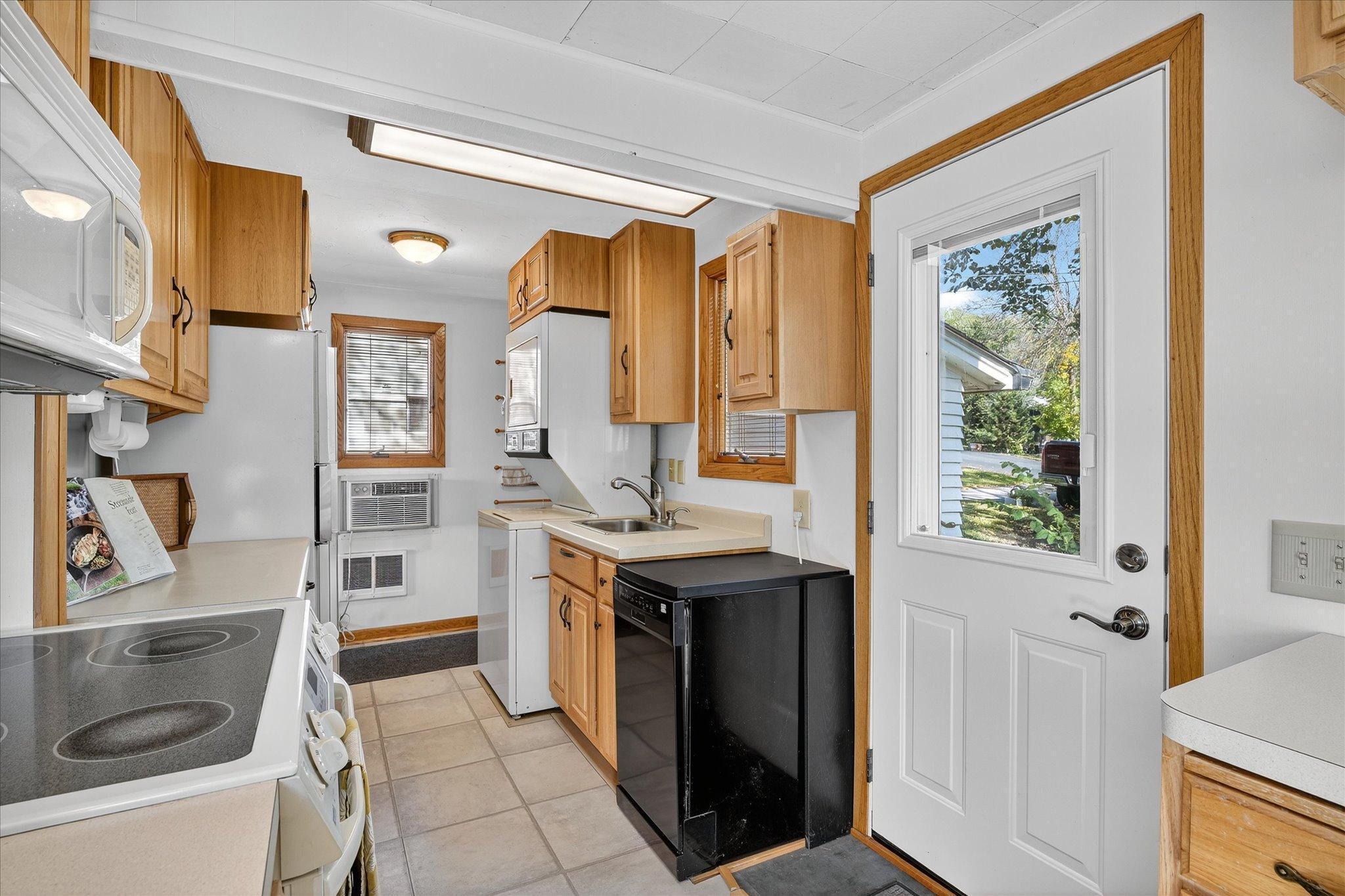 Cabin interior entry from street/kitchen