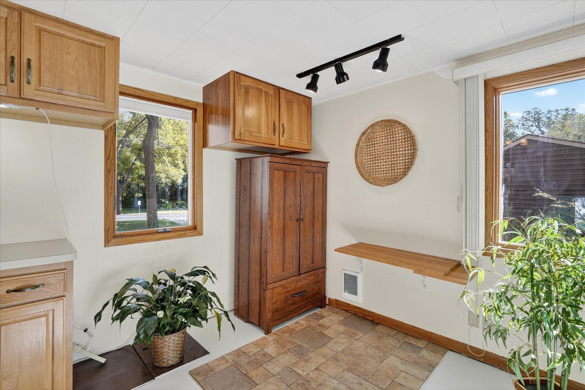 Cabin interior dining room