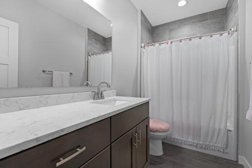 927 Southwell Enclave NE, Byron, MN 55920