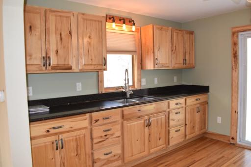 Kitchen has great cabinet and counter space for cooking and entertaining