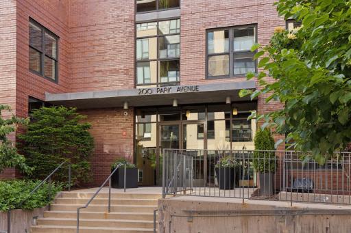200 Park Avenue, 110, Minneapolis, MN 55415