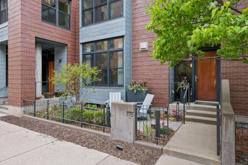 200 Park Avenue, 110, Minneapolis, MN 55415