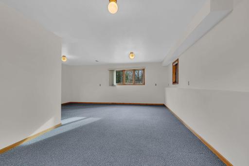 302 N Hickory Street, Royalton, MN 56373