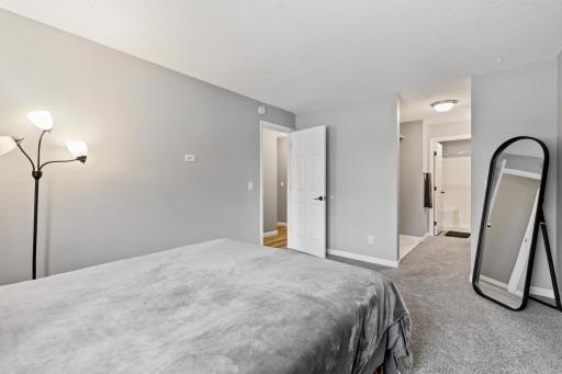 3850 Plymouth Boulevard, 223, Plymouth, MN 55446