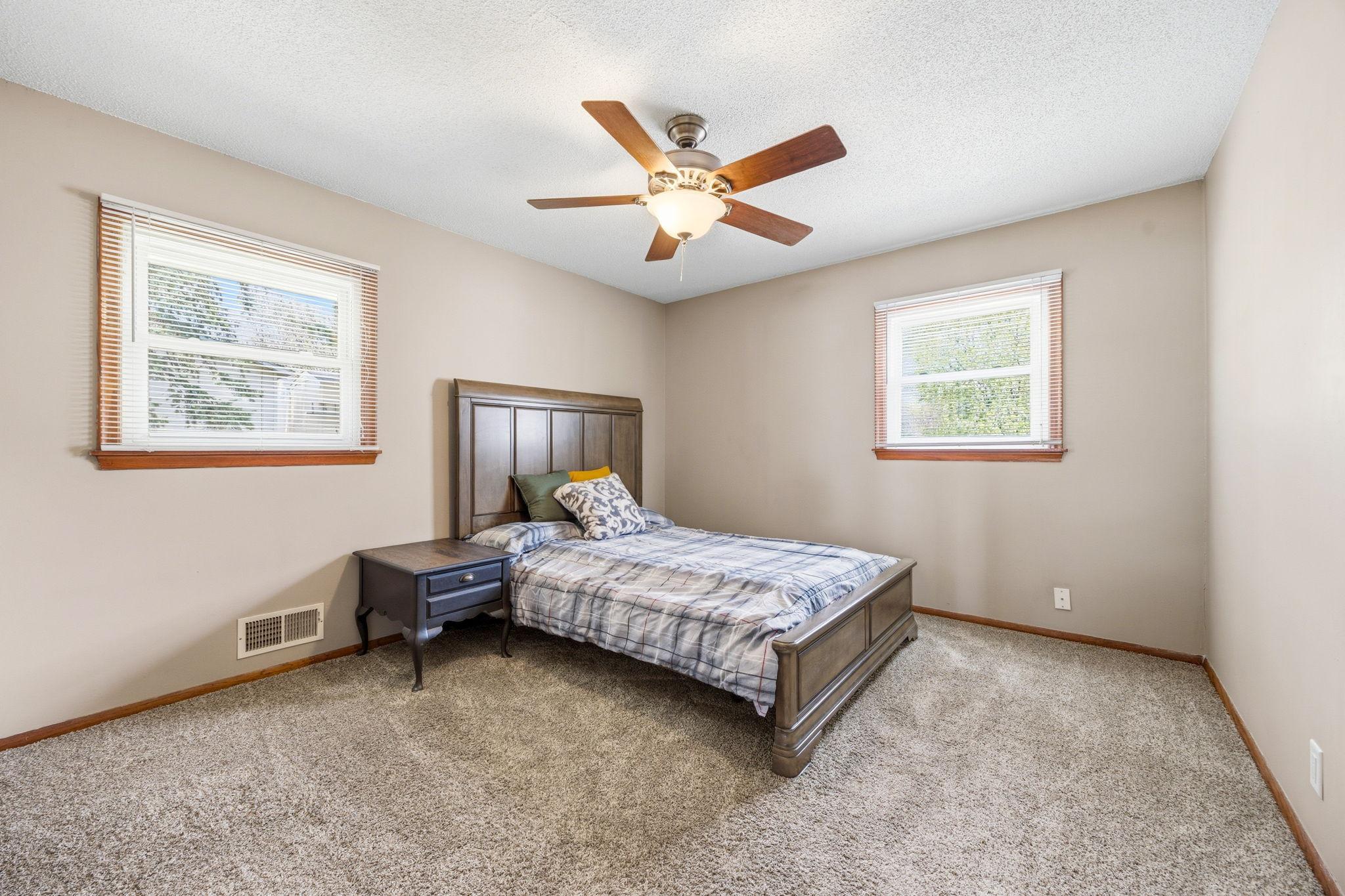 13-web-or-mls-104.jpg