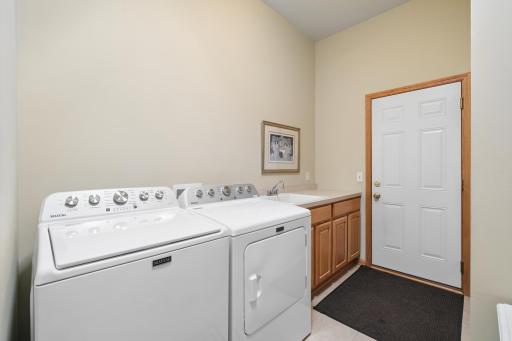 2331 Glacier Way, Hastings, MN 55033