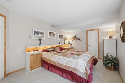 2331 Glacier Way, Hastings, MN 55033