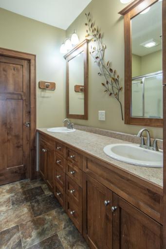 12762 Vintage Circle, Staples, MN 56479