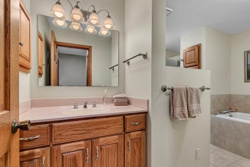 1979 40th Street N, Sartell, MN 56377