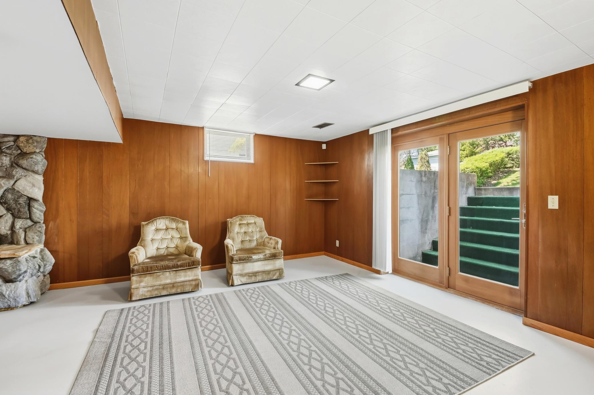 LL Family Room with walk out