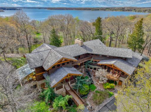 Luxury living in a pristine natural environment of 26 acres.