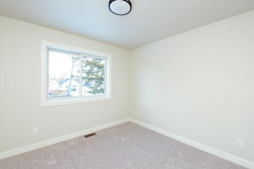 323 3rd Street, Mapleton, ND 58059