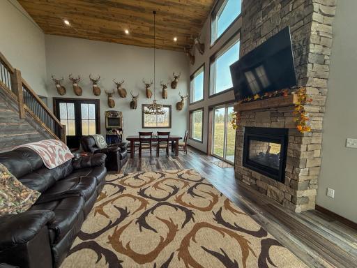 11719 Ridgeview Road, Hokah, MN 55941