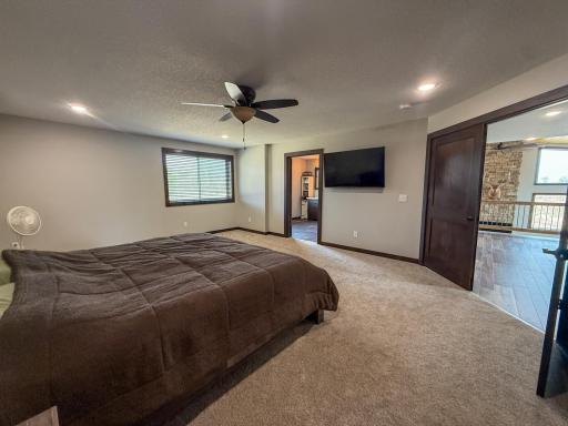 11719 Ridgeview Road, Hokah, MN 55941