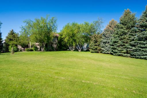 1287 Schooner Way, Woodbury, MN 55125