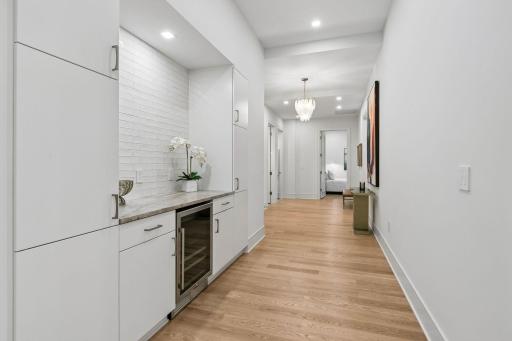 3041 Holmes Avenue S, 302, Minneapolis, MN 55408