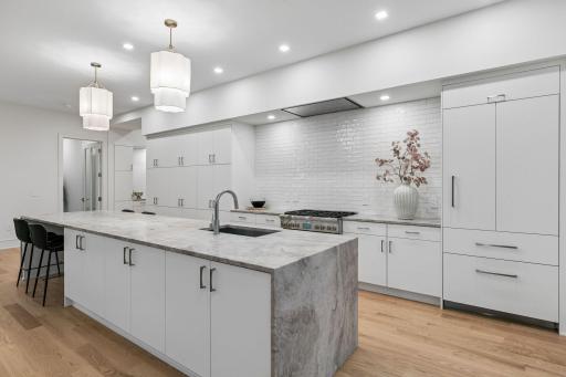 3041 Holmes Avenue S, 302, Minneapolis, MN 55408