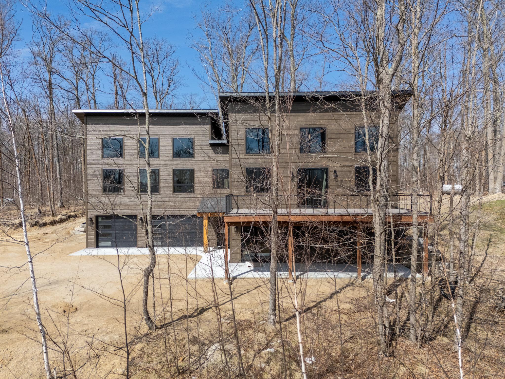 Nicholas St Drone Front-7.jpg