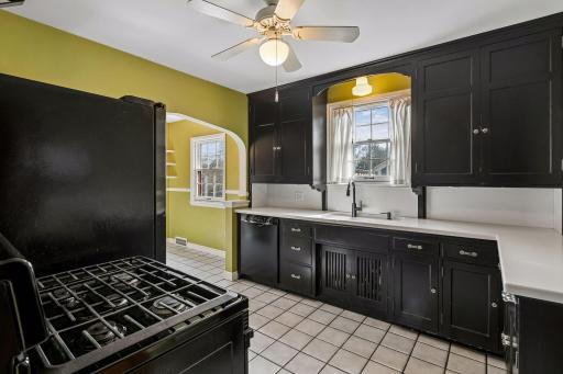 2227 Roosevelt Street Northeast - Spacecrafting - 0010.jpg