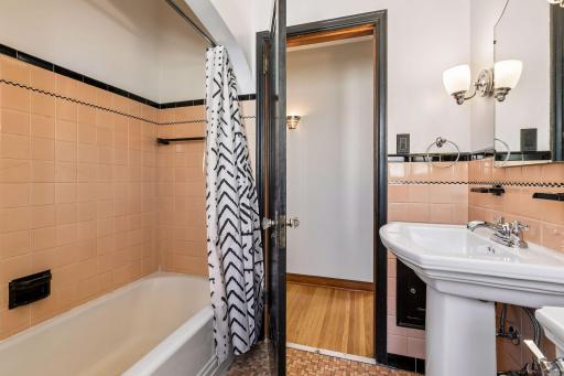 2227 Roosevelt Street Northeast - Spacecrafting - 0019.jpg