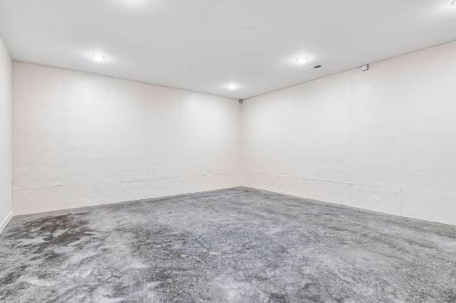 5224 Oaklawn Avenue - Spacecrafting - 0072.jpg