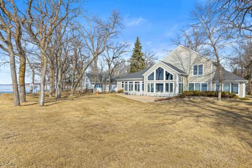 51292 Pelican Point Dr-9.jpg