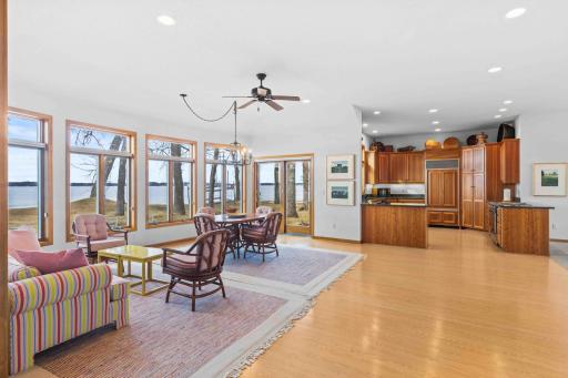 51292 Pelican Point Dr-34.jpg