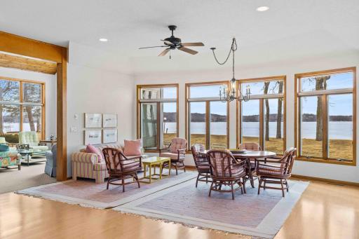 51292 Pelican Point Dr-35.jpg