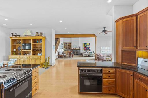 51292 Pelican Point Dr-42.jpg