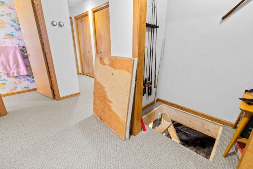51292 Pelican Point Dr-47.jpg