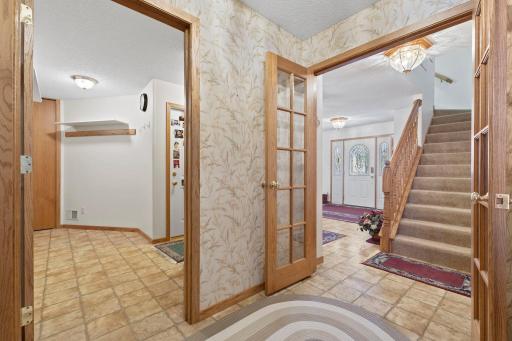 7708 82nd Avenue N, Minneapolis, MN 55445