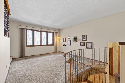7708 82nd Avenue N, Minneapolis, MN 55445