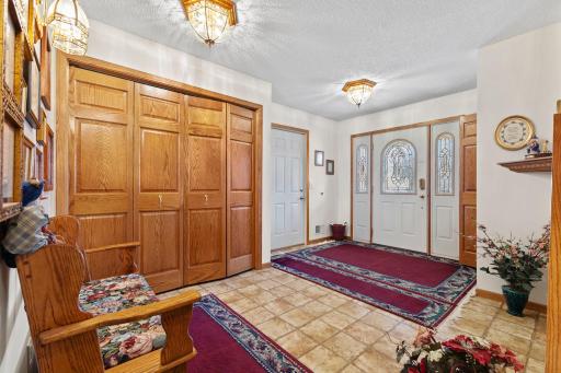 7708 82nd Avenue N, Minneapolis, MN 55445