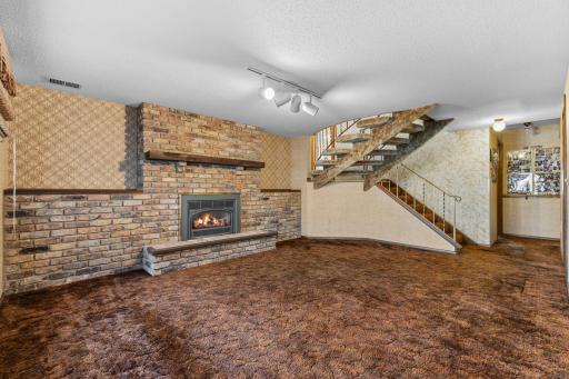 7708 82nd Avenue N, Minneapolis, MN 55445