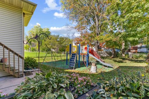 7708 82nd Avenue N, Minneapolis, MN 55445