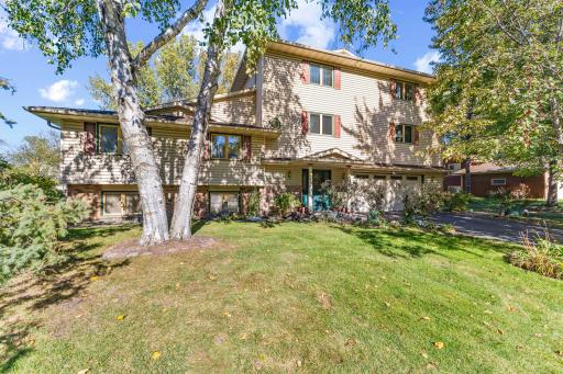 7708 82nd Avenue N, Minneapolis, MN 55445
