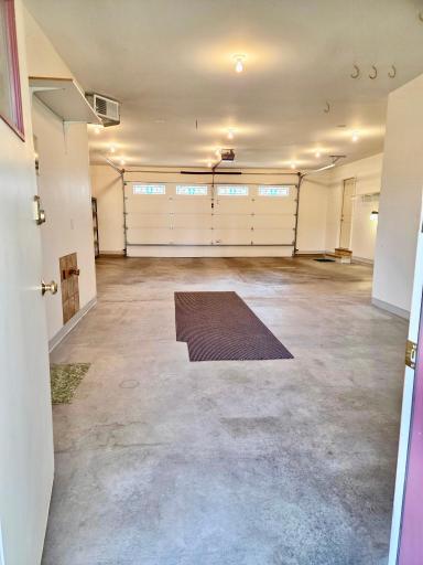 7708 82nd Avenue N, Minneapolis, MN 55445