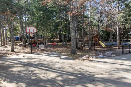 3940 Davis Street, Pequot Lakes, MN 56472