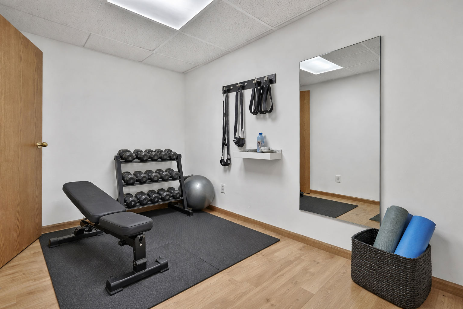 Flex room virtually staged