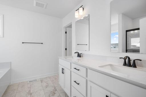 14304 Arborvitae Circle, Rosemount, MN 55068